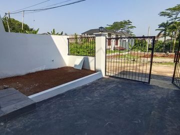 Rumah Dijual SIAP HUNI Bergaya Eropa Area Grand Depok City Dekat Jl Margonda Stasiun Depok [AR110]
