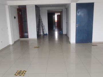 Venta De Departamento En 3Er Piso 121 Mt2 Av. Bertello - Callao