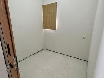 RUMAH DIJUAL MURAH PERUMAHAN 2 LANTAI DI CINANGKA SAWANGAN DEPOK DEKAT TERMINAL PONDOK CABE JUAL