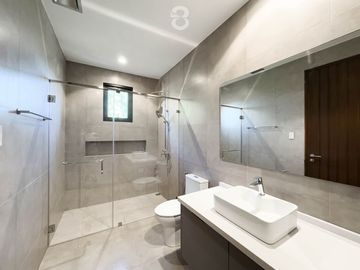 Ayala Southvale Primera, 4-Bedroom House for Sale, Cavite