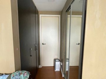 FULLY FURNISHED 2BR CONDOMINIUM UNIT FOR SALE IN ONE ROCKWELL, MAKATI CITY