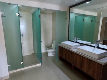 Exclusivo Departamento Frente al Mar en Mareazul: Lujo y Conexión en la Riviera Maya