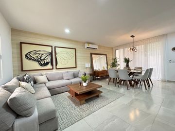 Venta de casa en Playa del Carmen – Entrega inmediata en Jardines de Mayakoba, ideal para tu familia, con alberca y seguridad