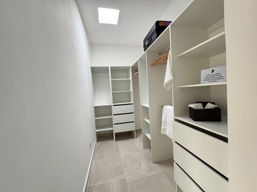 Venta de casa en Playa del Carmen – Entrega inmediata en Jardines de Mayakoba, ideal para tu familia, con alberca y seguridad