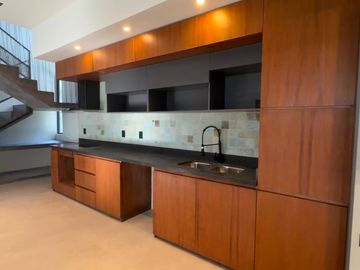 Venta de Casa de Lujo en Senderos de Mayakoba, Playa del Carmen | Alberca Privada, Rooftop con Firepit + Terraza Panorámica