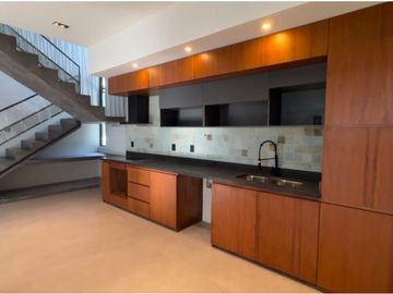 Venta de Casa de Lujo en Senderos de Mayakoba, Playa del Carmen | Alberca Privada, Rooftop con Firepit + Terraza Panorámica