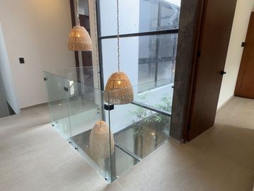 Venta de Casa de Lujo en Senderos de Mayakoba, Playa del Carmen | Alberca Privada, Rooftop con Firepit + Terraza Panorámica