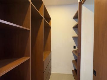 Venta de Casa de Lujo en Senderos de Mayakoba, Playa del Carmen | Alberca Privada, Rooftop con Firepit + Terraza Panorámica