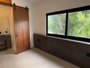 Venta de Casa de Lujo en Senderos de Mayakoba, Playa del Carmen | Alberca Privada, Rooftop con Firepit + Terraza Panorámica