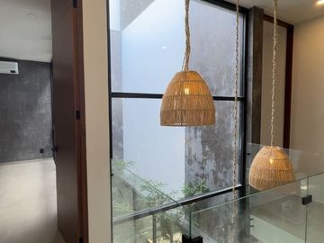 Venta de Casa de Lujo en Senderos de Mayakoba, Playa del Carmen | Alberca Privada, Rooftop con Firepit + Terraza Panorámica