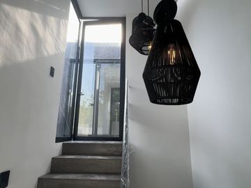 Venta de Casa de Lujo en Senderos de Mayakoba, Playa del Carmen | Alberca Privada, Rooftop con Firepit + Terraza Panorámica