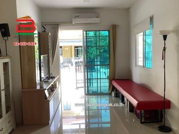 ทาวน์เฮาส์ หมู่บ้านพฤกษาวิลล์ บางนา-เอแบค เนื้อที่ 26.3 ตรว. ถนนบางนา-ตราด อ.บางเสาธง จ.สมุทรปราการ