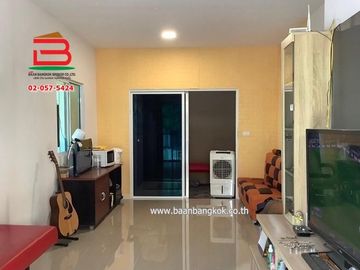 ทาวน์เฮาส์ หมู่บ้านพฤกษาวิลล์ บางนา-เอแบค เนื้อที่ 26.3 ตรว. ถนนบางนา-ตราด อ.บางเสาธง จ.สมุทรปราการ