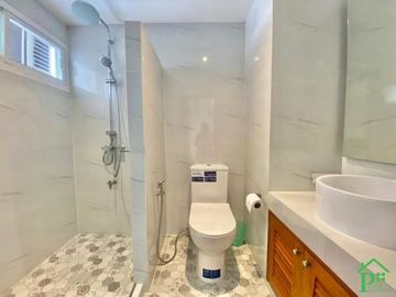 Fully furnished 1 bedroom condo at 103 Condominium 3 For Sale with tenant