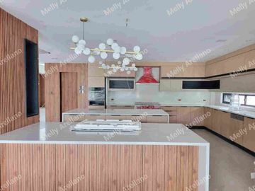 5 Level Luxury House in Ma.Luisa, Banilad Cebu City