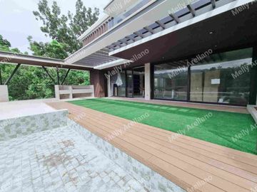 5 Level Luxury House in Ma.Luisa, Banilad Cebu City
