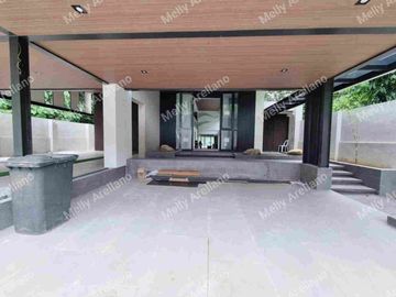 5 Level Luxury House in Ma.Luisa, Banilad Cebu City