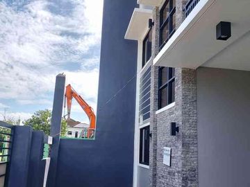 4 Bedroom Brand New House and Lot near the Beach in Corona del Mar, Talisay City, Cebu