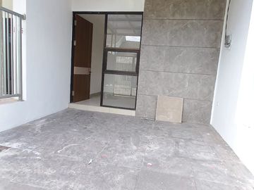 Rumah Murah Modern Gununganyar Perumahan Royal Paka dkt Rungkut MERR