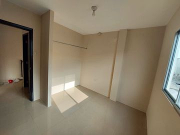 VENDO  OPORTUNIDAD ACEPTO BIESS,  VILLA ITALIA GENOVA ,DOS PLANTAS