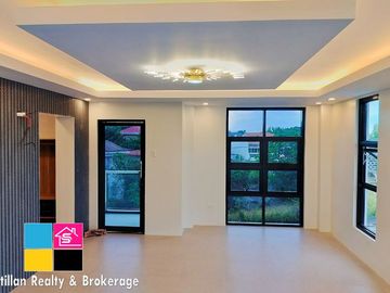 Modern Contemporary House with Swimming Pool in Royale Cebu