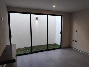 CASA EN VENTA PARQUE CUERNAVACA LOMAS DE ANGELOPOLIS