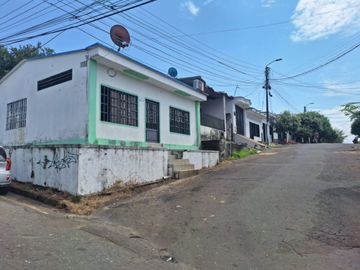 VENDO CASA EN EL BARRIO JORGE ELICER GAITAN DE LA CIUDAD DE FLORENCIA -CAQUETA