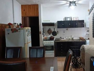 Vendo departamento en Rodriguez 2900