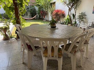 VENDO CASA SAN ISIDRO EXCELENTE UBICACION CON MUCHO POTENCIAL