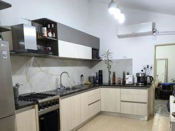 Vendo casa en Barrio Antartida, URQUIZA 8000