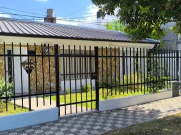 Vendo casa en Barrio Antartida, URQUIZA 8000