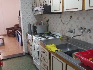 Vendo Casa Fisherton Av. E. Peron y J. Zuviria. 