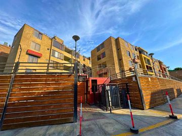 EN VENTA DEPARTAMENTO EN EL CONDOMINIO VILLASOL, LOS OLIVOS