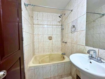 EN VENTA DEPARTAMENTO EN EL CONDOMINIO VILLASOL, LOS OLIVOS