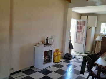 VENDO CASA EN FUNES (CASCO URBANO) SAENZ PEÑA Y TUCUMAN