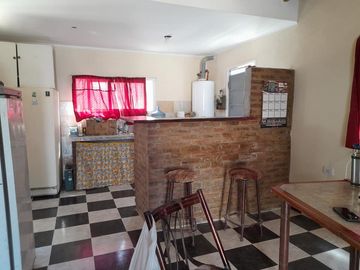 VENDO CASA EN FUNES (CASCO URBANO) SAENZ PEÑA Y TUCUMAN