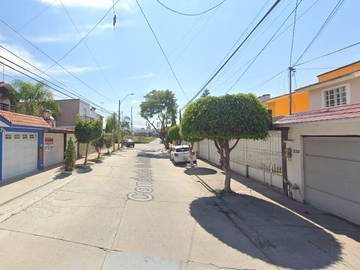 VENDO CASA EN EL CONDADO PLUS, LEON-GTO