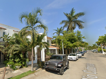 Casa, Remate Bancario en Fluvial Vallarta, Puerto Vallarta, Jalisco
