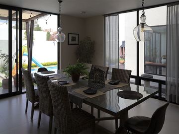 Casa en Venta en Club de Golf La Loma con Alberca.