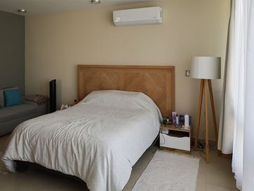 Casa en Venta en Club de Golf La Loma con Alberca.