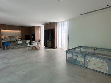 Casa en venta, Urb. Aires de Batán -  vía Samborondón