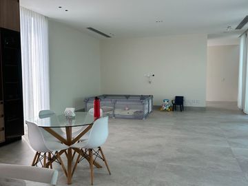 Casa en venta, Urb. Aires de Batán -  vía Samborondón