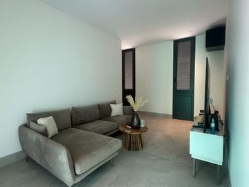 Casa en venta, Urb. Aires de Batán -  vía Samborondón