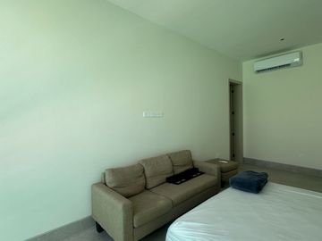 Casa en venta, Urb. Aires de Batán -  vía Samborondón