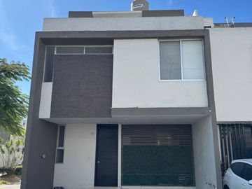 CASA EN VENTA LOS ESPINOS