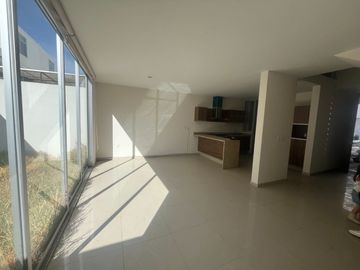 CASA EN VENTA LOS ESPINOS