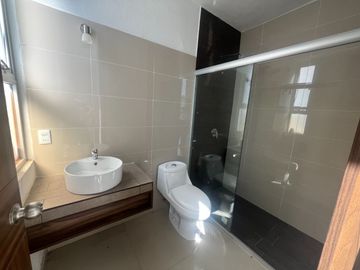 CASA EN VENTA LOS ESPINOS