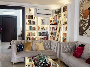 Casa en venta, Urb. Portón del Río - La Aurora