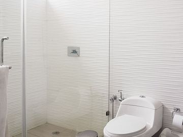Casa en venta, Urb. Portón del Río - La Aurora