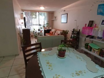 Vendo Cómodo Departamento en 2do. nivel con excelente distribución 77 m2 En Jardines de Atizapan $2,114,000